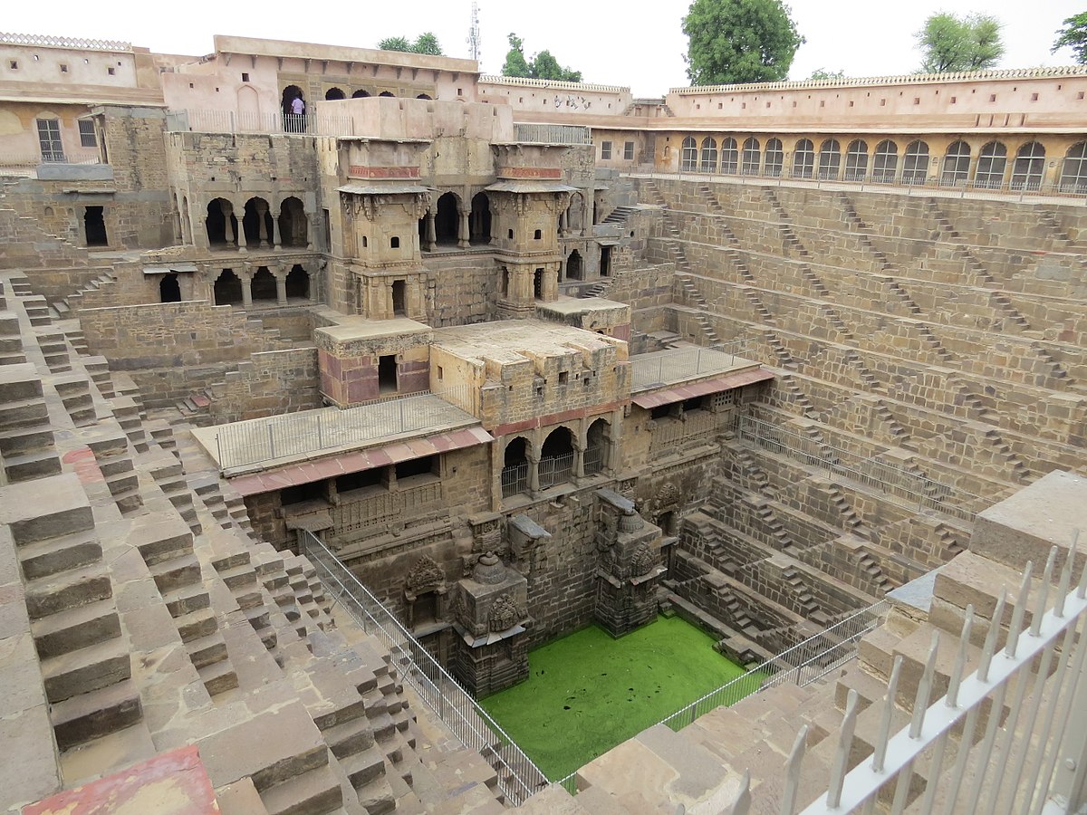 pozzo chand baori, india