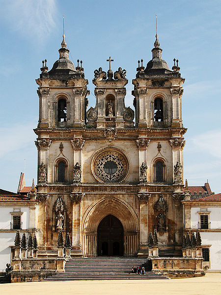 La facciata del Monastero di Alcobaça